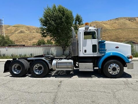 Trucks & Trailers Inventory